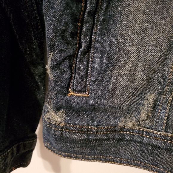 Men's Roebuck & Co Distressed Dark Wash Denim Jacket - Picture 2 of 7